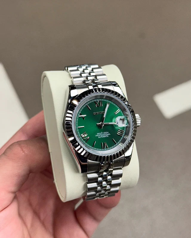 Hulk Roman Numeral Dua