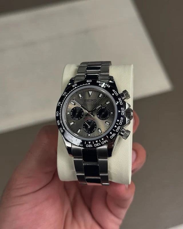 Satin Grey Racer Dial