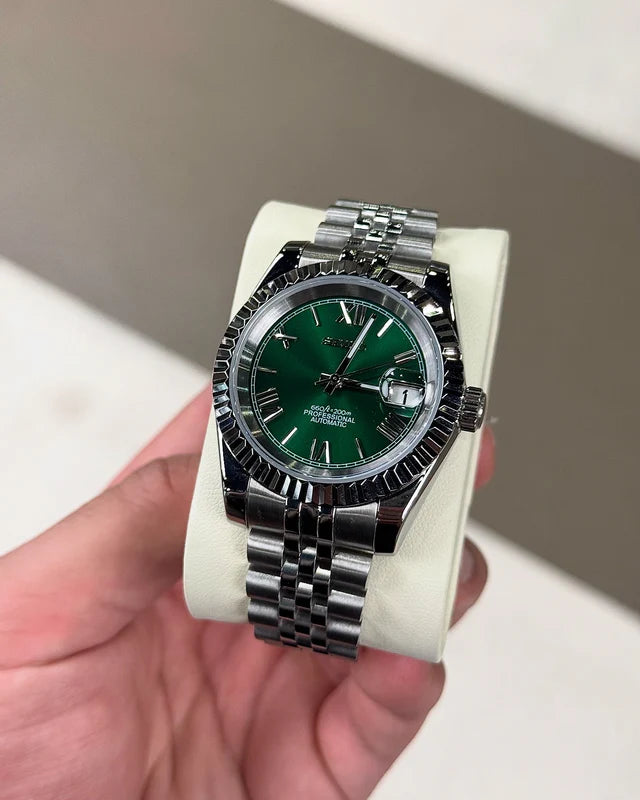 Hulk Roman Numeral Dua